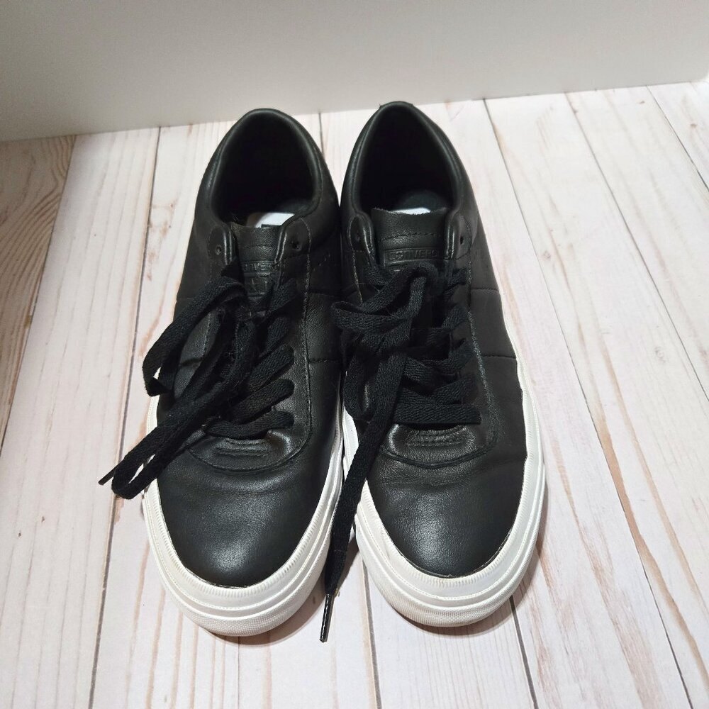 Converse One Star CC OX Black Skate Shoes Men’s 8 Women’s 9.5
